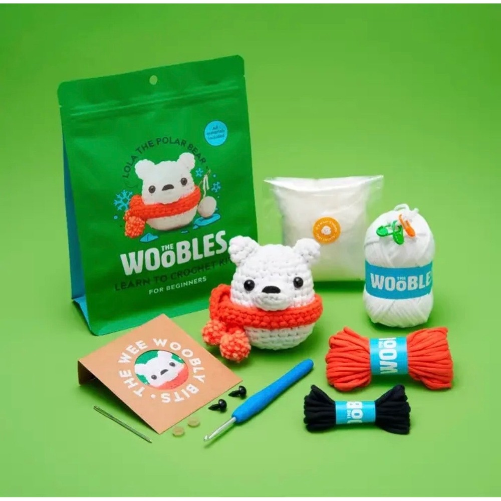 The Woobles Lola the Polar Bear Beginner Crochet Kit NEW